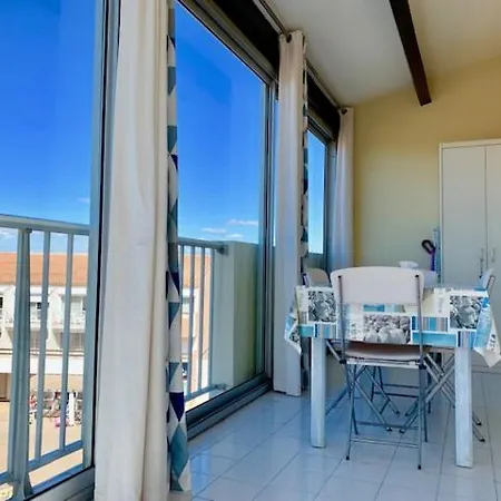 4 Pers, 1 Chambre, Terrasse, Piscine + Parking A 50m De La Mer - Ref, Amou33 אגדה